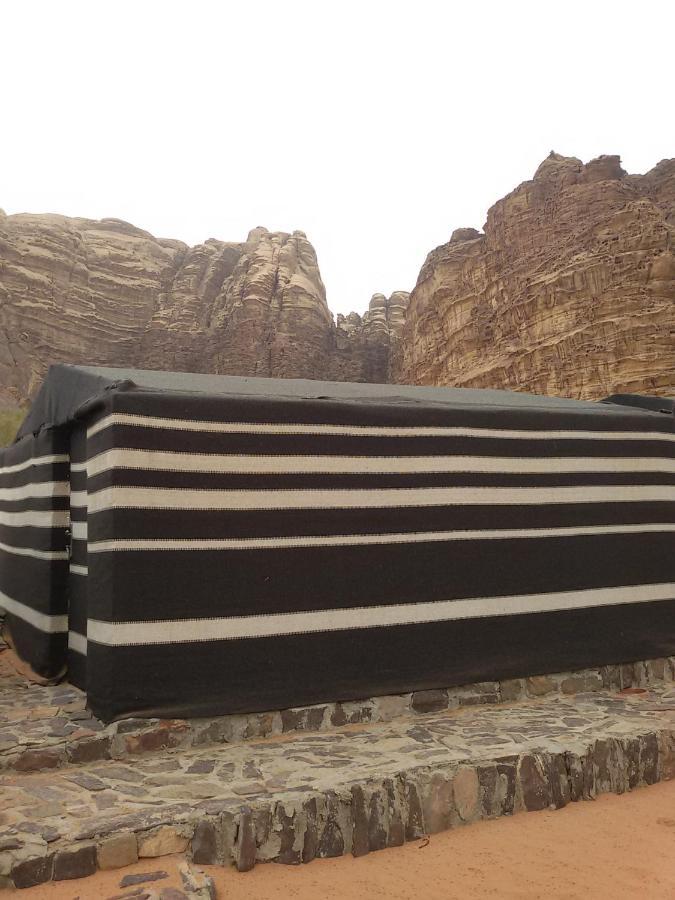 Hotel Bedouin Stylelife Camp Wadi Rum Esterno foto