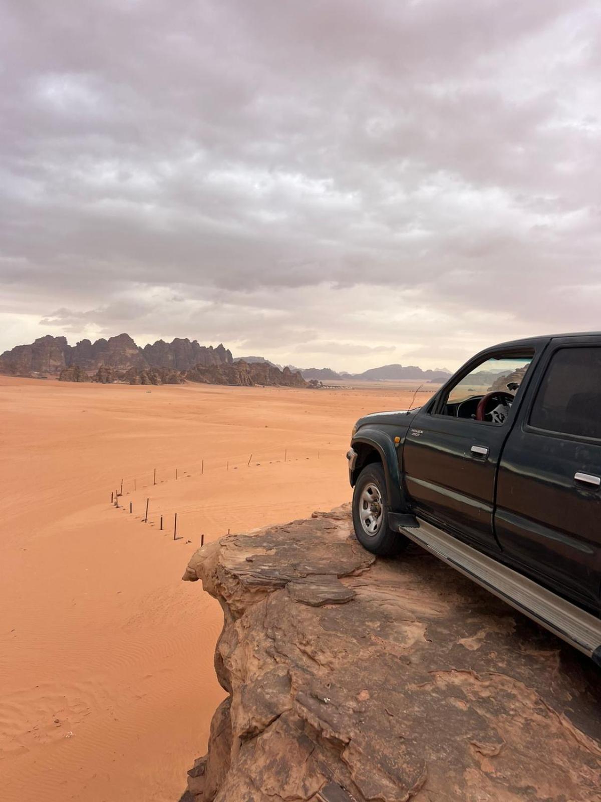 Hotel Bedouin Stylelife Camp Wadi Rum Esterno foto