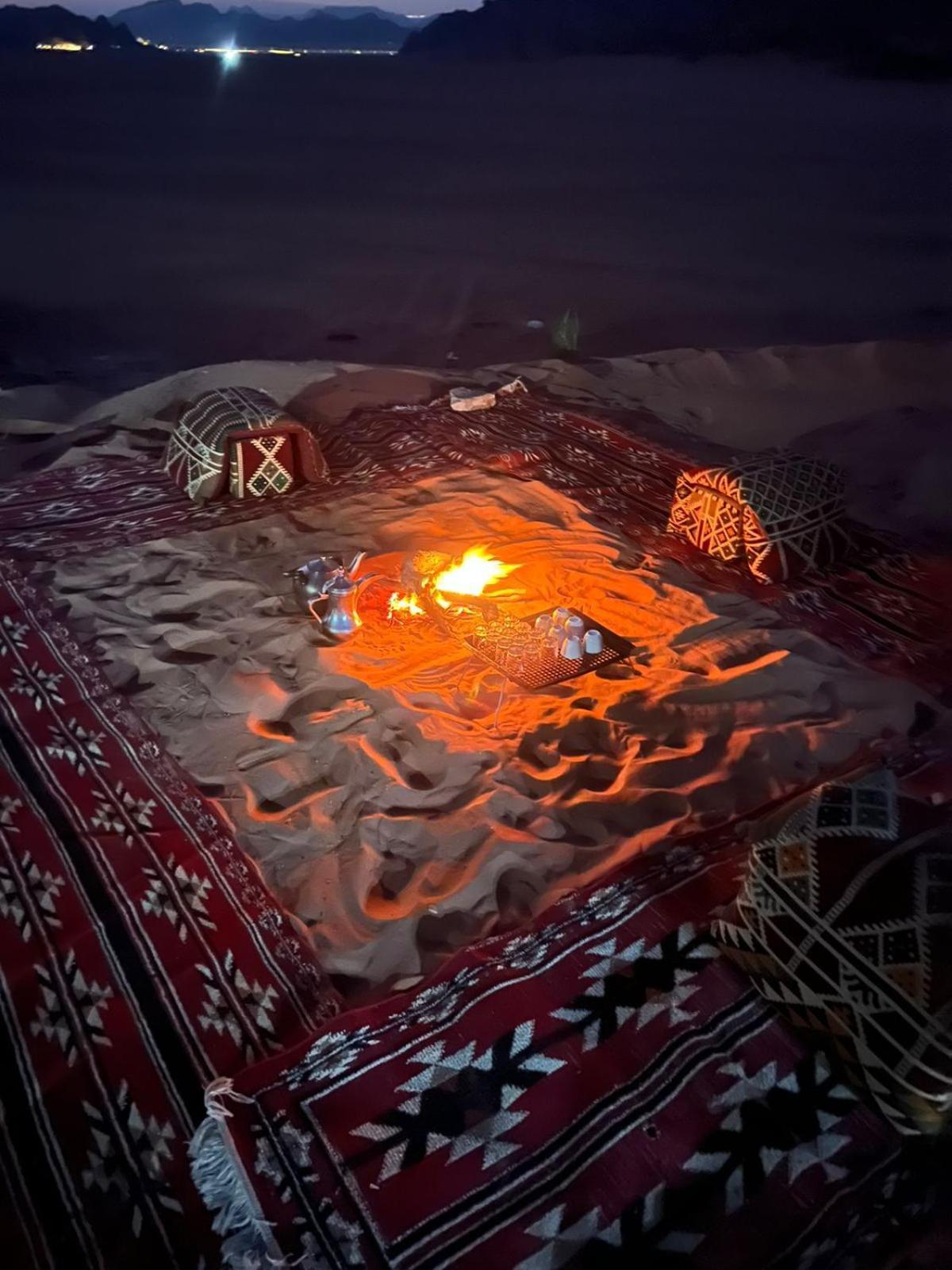 Hotel Bedouin Stylelife Camp Wadi Rum Esterno foto