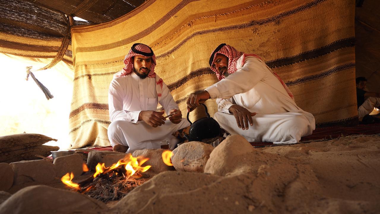 Hotel Bedouin Stylelife Camp Wadi Rum Esterno foto