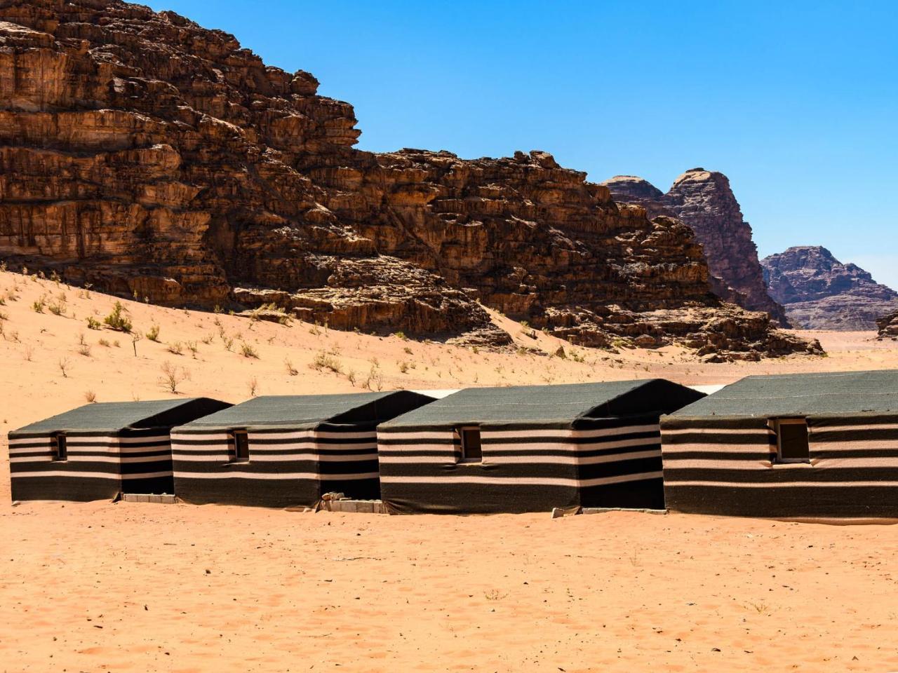 Hotel Bedouin Stylelife Camp Wadi Rum Esterno foto