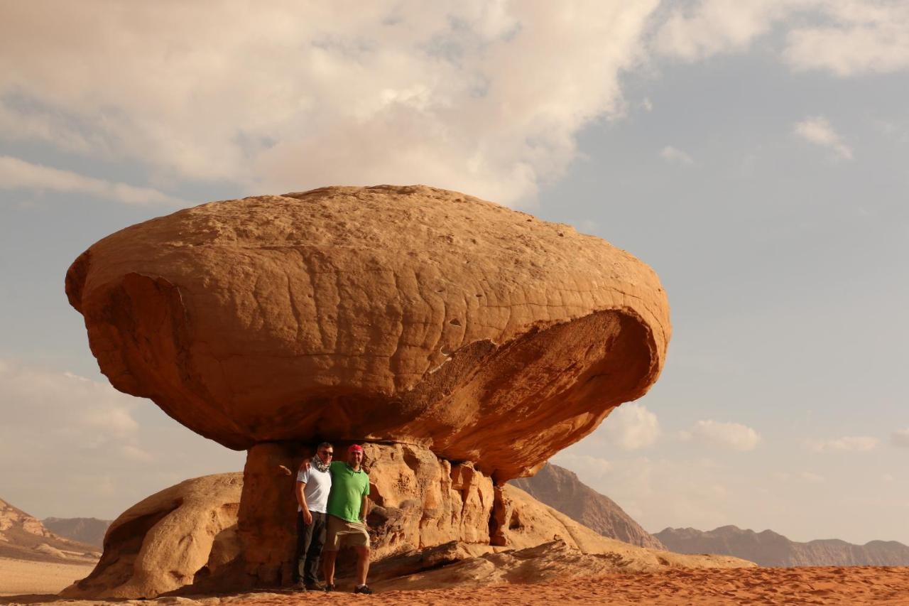 Hotel Bedouin Stylelife Camp Wadi Rum Esterno foto