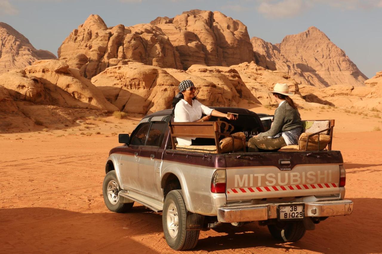 Hotel Bedouin Stylelife Camp Wadi Rum Esterno foto